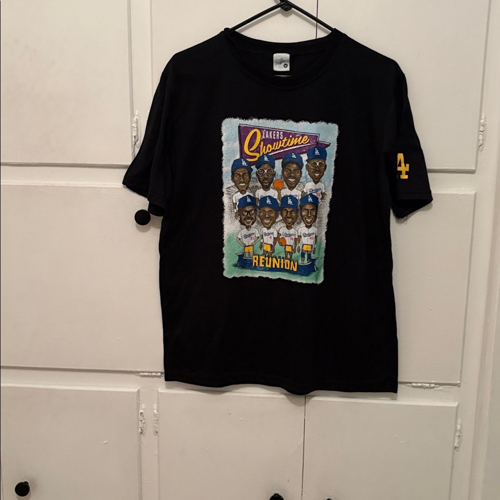 LA Lakers Dodgers Reunion Tshirt Size M
